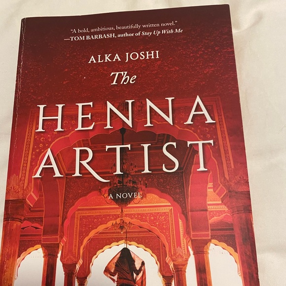 Novel/Book: The Henna Artist - Picture 4 of 7